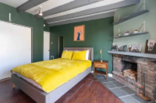 1918 ดูเพลกซ์ วิธ แครักเทอร์ ซิตี้ เซ็นเตอร์