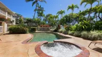 On the Beach Apartments - spa