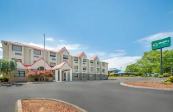Microtel Inn & Suites by Wyndham Knoxville