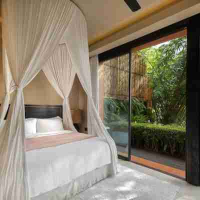 Sumeru Botanical Estate Rooms