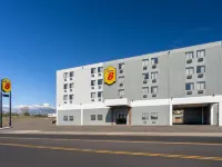 Super 8 by Wyndham Colo. Sprs. Garden of the Gods Hotels near TheatreWorks