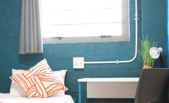 Stay at Cape Station