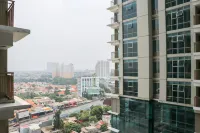 Elegant and Comfy Studio at Tamansari Iswara Apartment Hotels in Rawalumbu