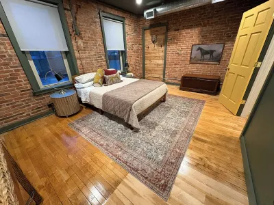 Newly renovated downtown historic loft.