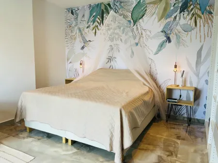 Bon Dia Studio Seaview with Jacuzzi Отели рядом с достопримечательностью «Cas Abao Beach»