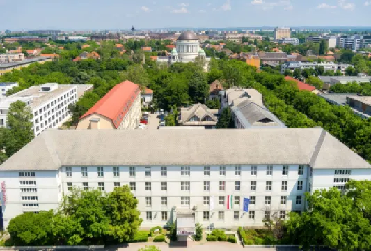 千禧酒店 鄰近Ferencváros的酒店