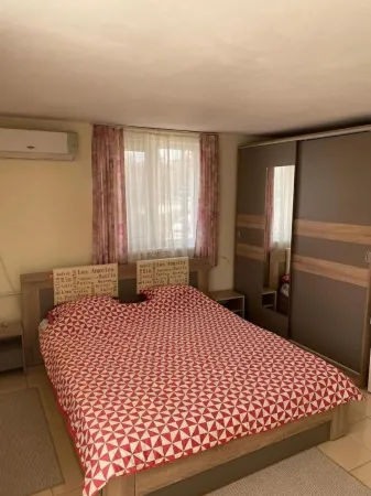 Galya Guest House Отели рядом с достопримечательностью «крепост Бизоне»