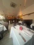 피콜로 호텔