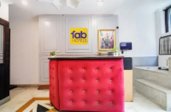 FabHotel Richa Palace