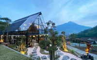 Luxcamp Selo - Merapi View by Horison Hotels in 