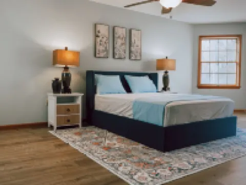 ClubDivot - A Modern Farm Style  Home with Pool and Backyard Bar Hoteles en Vineland