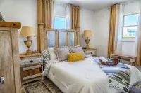 Southwestern style home! We are your home away from home & close to everything.