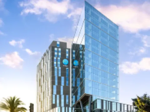 奇廉費拉特希爾頓特魯酒店 迪吉因省酒店