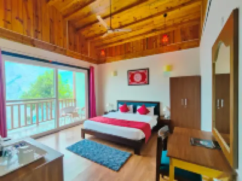 Satopanth the Auli Resort Hotels in Chamoli