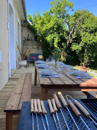 Charming air-conditioned house with swimming pool in a quiet area of Carcassonne