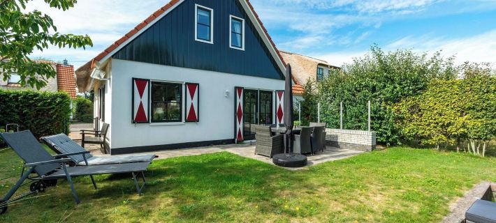 Villa in Callantsoog Near Beach & Sea Hotels in Callantsoog