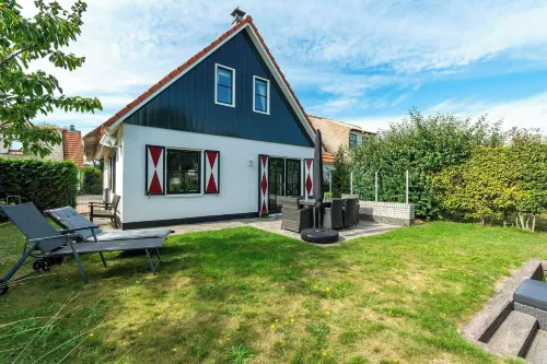 Villa in Callantsoog Near Beach & Sea