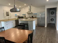 Recently renovated 3Bdm 2Bth APT in downtown Bar Harbor/Acadia National Park