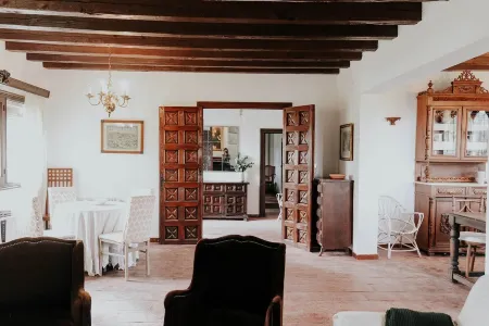 Country home in Dosbarrios, Toledo