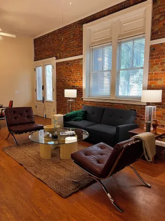 Spacious Stylish One Bedroom Apartment