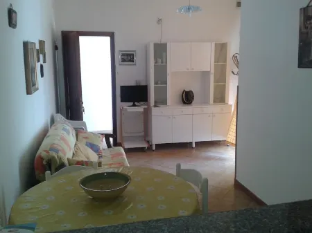 OTRANTO - COMFORTABLE TWO-ROOM APARTMENT A FEW METERS FROM THE SEA