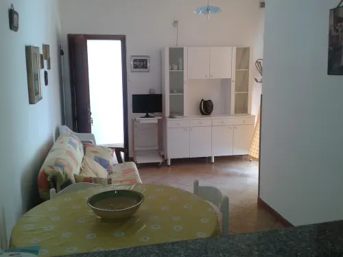 OTRANTO - COMFORTABLE TWO-ROOM APARTMENT A FEW METERS FROM THE SEA