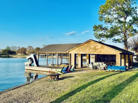 ULRX - The ULTIMATE LAKE RESORT XTRAVAGANZA - FamilyFun4Everyone!