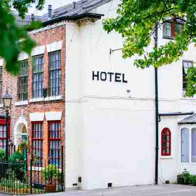 Pymgate Lodge Hotel Manchester Airport Hotel Exterior