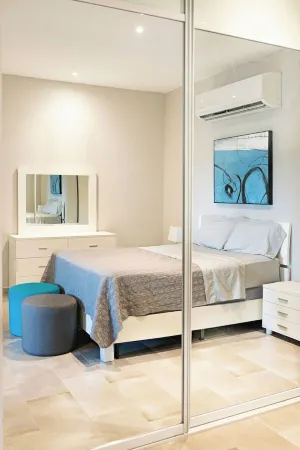 At The Center of it All, Casa Terra Porto #1 Отели рядом с достопримечательностью «Собор Святого Иоанна (Собор Сан-Хуан)»