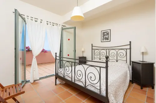 Villa Vali Large Private Pool Walk to Beach Sea Views A C Wifi Car Not Required - 1019