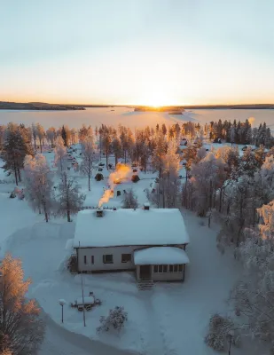 Apukka Resort Hotels near Lapland Husky Safaris