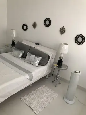 5 Minutes walk to the beautiful beaches Hotels in 