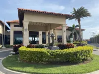 Amazing Ground Floor 2 BR Condo in Malmok close to Arashi Beach