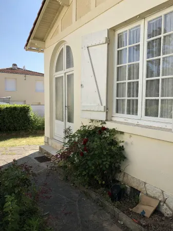 1930's villa near the beach