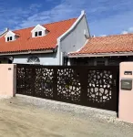 BEAUTIFUL AND PRIVATE APARTMENT IN PARADISE!!!