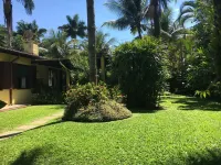 Cozy house, terrace, 50 meters from the beach, kiosk w / barbecue Hotels in Sao Sebastiao