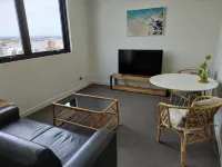 Modern 1 Bedroom Unit, near Beach with City and Harbour views, parking and WiFi
