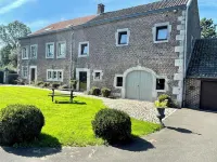 Gite 9 Pers Hotels in Herve
