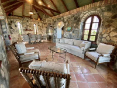 Eminence On High... Captivates The Senses, Transends The Soul