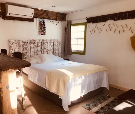 Gumbo Limbo's Dreaded Grape Cabana - Steps from Ocean, Free Bikes, Free WiFi Отели рядом с достопримечательностью «Сплит»