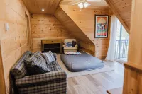 "Paradise" 66 Acres of Private Trails & 200' Waterfront Hotels in Georgian Bluffs