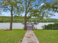 Cottage Near Lake Austin
