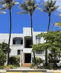 Renovated Beach Condo