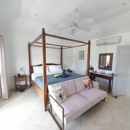 3BR Townhouse - with Pool and Partial Sea View from Main bedroom