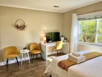 Cozy, spacious 4B4B house with high-speed internet near Disney Hotels near West Covina Library
