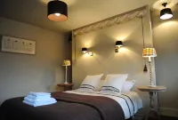 Holiday Home with Cosy Garden in the Historic Centre of Bruges - 자쿠지