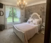 3-bedroom Rustic Charm Home Outdoor Kitchen, pool. Hot Tub + 2 fireplaces Hotels in Wagoner County