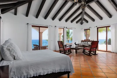 Casa de las Sonrisas - Beachfront Oasis w/ Pool