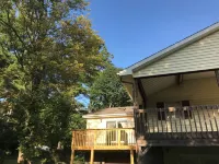 Adirondacks Family Retreat Hotels in Fort Ann