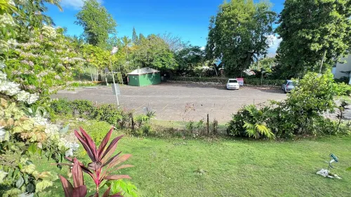Studio Hibiscus 7 by the Sea, Beach, + Cistern